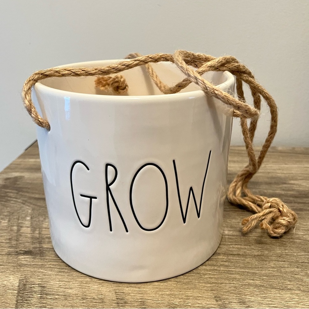 🌸🌼 Rae Dunn Grow Hanging Planter